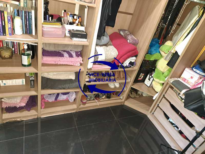 Closet - 21