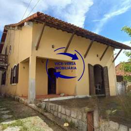 Guaratiba / Ponta Negra. Junto à praia. Ótima casa, 353m², terreno 960m² (2 lotes), junto à praia, com piscina e churrasqueira. - 1528 Guaratiba / Ponta Negra. Junto à praia. Ótima casa, 353m², terreno 960m² (2 lotes), junto à praia, com piscina e churrasqueira. - 1528