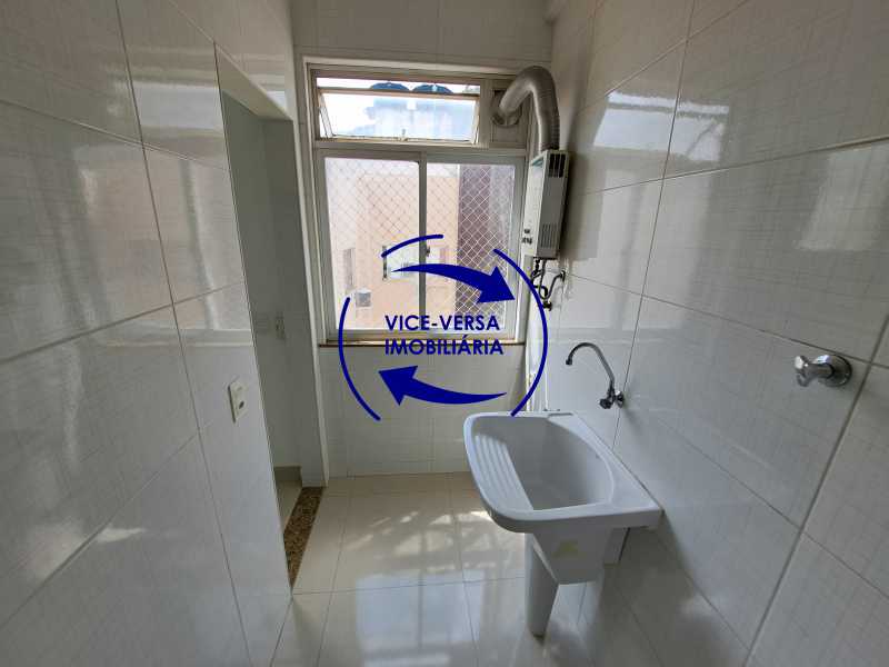 Conheça Área de serviço do imóvel - Próximo Mterô! Rua Conde Bonfim, sala e quarto com dependências completas, garagem, vazio, em ótimo estado. - 1545 - 13 Área de serviço - 13