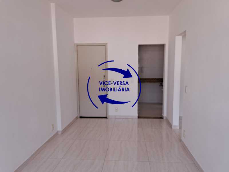 Conheça Sala do imóvel - Próximo Mterô! Rua Conde Bonfim, sala e quarto com dependências completas, garagem, vazio, em ótimo estado. - 1545 - 5 Sala - 5