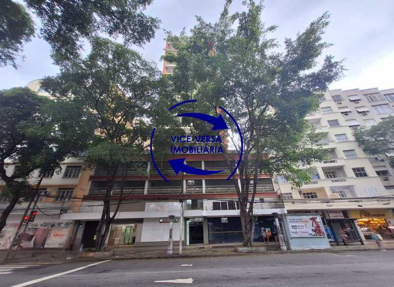 Conheça Fachada externa do imóvel - Próximo Mterô! Rua Conde Bonfim, sala e quarto com dependências completas, garagem, vazio, em ótimo estado. - 1545 - 30 Fachada externa - 30