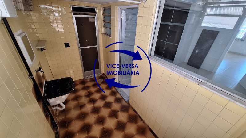 Área de Serviço - 10