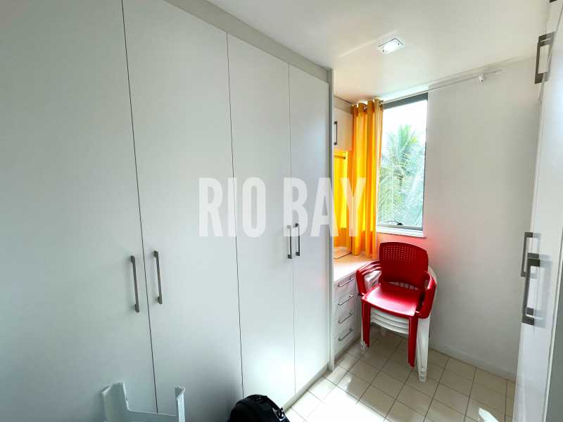 RIO BAY 17 - 18