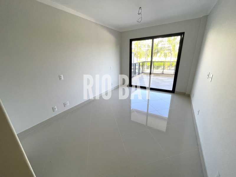 RIO BAY 7 - 9
