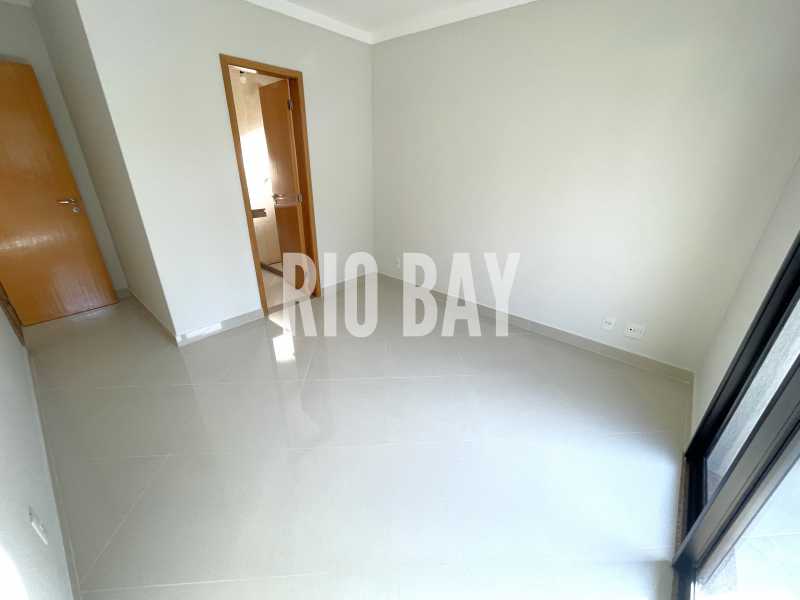 RIO BAY 14 - 16