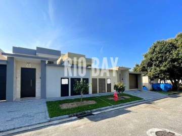 Ótima localização - Casa em Condomínio à venda Rua Renata Fronzi, Barra da Tijuca, Rio de Janeiro - R$ 3.200.000 - RBCN40002