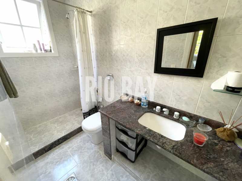 RIO BAY 11 - 11