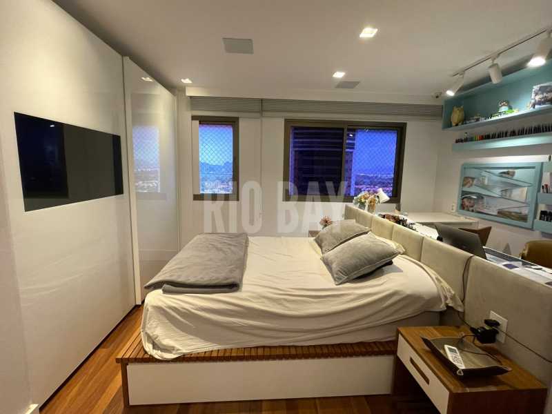 Conheça 17. do imóvel - Apartamento para alugar Praça Antônio Callado, Barra da Tijuca, Rio de Janeiro - R$ 17.500 - RBAP30027 - 17 17. - 17