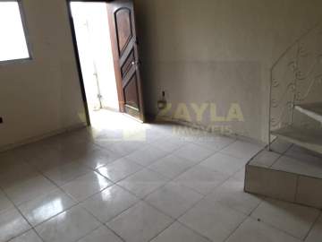 Casa com suíte e varanda a venda em Olaria - CV00065