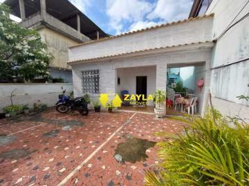 Ótima Oportunidade - 2 Casas aceitando financiamento a venda em Irajá Rj - CN00078