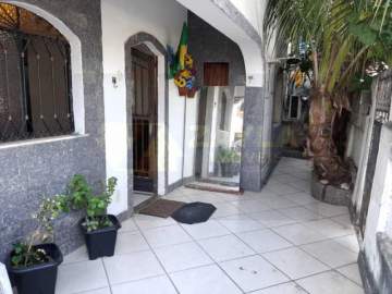 Casa 2 quartos varanda a venda em Irajá Rj - Próx. Praça Dalva de Oliveira - CA00753