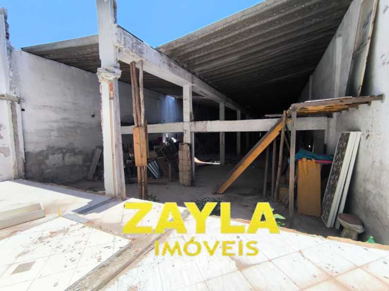 Conheça 22 do imóvel - Excelente Prédio Comercial no Méier!! 825m², 4 andares, área coberta nos fundos! Ótimo para academias, faculdades, escolas, Igrejas !!! Venha conferir! - PRC00004 - 22 22 - 22