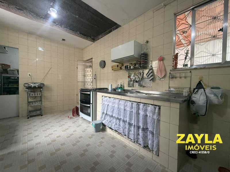 Conheça 5. do imóvel - Ótima oportunidade no Condomínio Bairro Araujo! Casa Linear, 2 quartos, sala, cozinha, dependência e 4 vagas de Garagem !! Agende sua visita!!!! - CAC00183 - 5 5. - 5