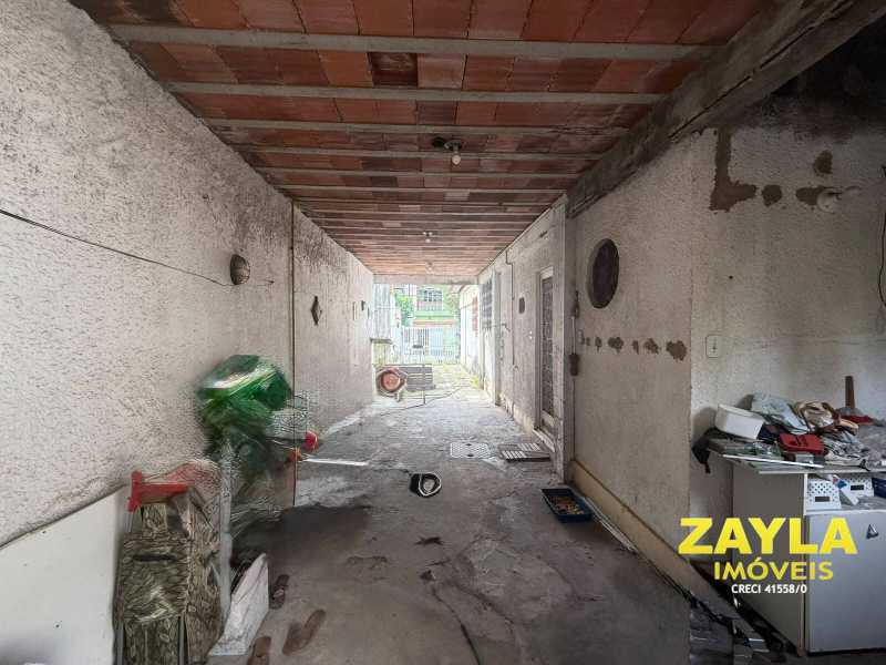 Conheça 15. do imóvel - Ótima oportunidade no Condomínio Bairro Araujo! Casa Linear, 2 quartos, sala, cozinha, dependência e 4 vagas de Garagem !! Agende sua visita!!!! - CAC00183 - 15 15. - 15