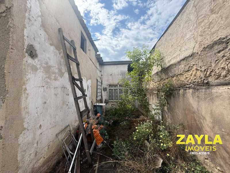 Conheça 17. do imóvel - Ótima oportunidade no Condomínio Bairro Araujo! Casa Linear, 2 quartos, sala, cozinha, dependência e 4 vagas de Garagem !! Agende sua visita!!!! - CAC00183 - 17 17. - 17