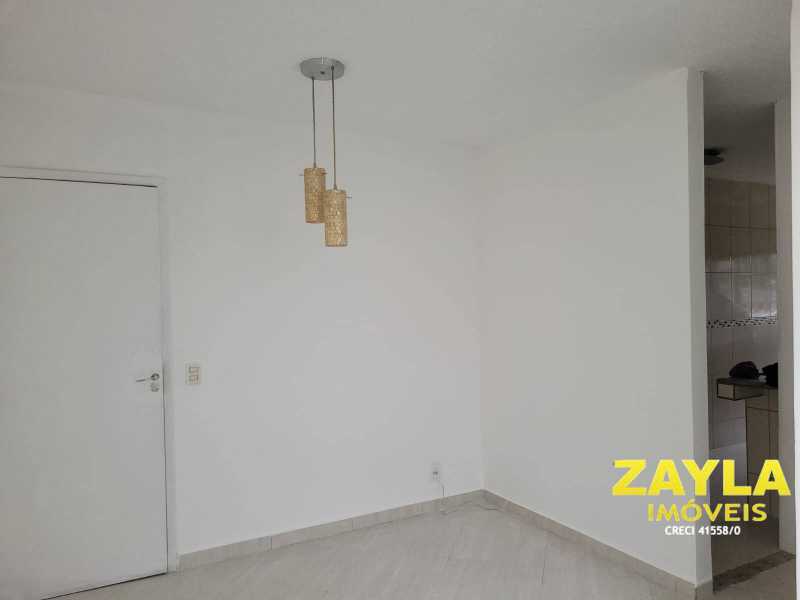 Conheça WhatsApp Image 2026-08-14 at 1 do imóvel - Excelente Oportunidade na Pavuna!!! Apartamento 2qts, sala, cozinha, 1 vaga de garagem , condomínio com infraestrutura!! Agende sua visita !! - APC00670 - 5 WhatsApp Image 2026-08-14 at 1 - 5
