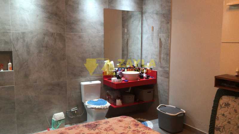 Conheça 23 do imóvel - EXCELENTE CASA EM VICENTE DE CARVALHO! DOIS QUARTOS SENDO 1 SUITE, COZINHA, BANHEIRO E UM QUINTAL AMPLO. AGENDE SUA VISITA! - CAC00187 - 18 23 - 18