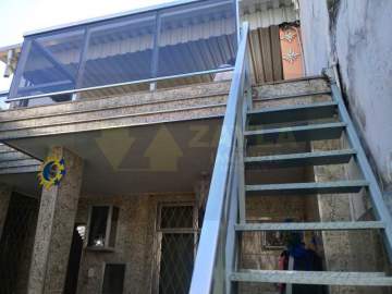 Casa 2 quartos e varanda a venda em Olaria Rj - CV00048