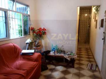 Apartamento tipo Casa 2 quartos quintal a venda em Vaz Lobo Rj - CA00572