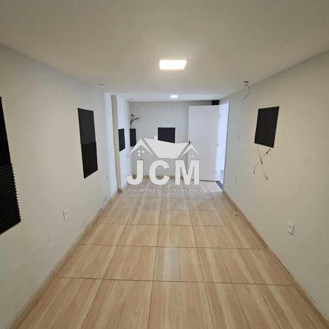 Conheça WhatsApp Image 2026-06-11 at 1 do imóvel - Casa linear vazia sala e quartos. - JCCA20230 - 3 WhatsApp Image 2026-06-11 at 1 - 3