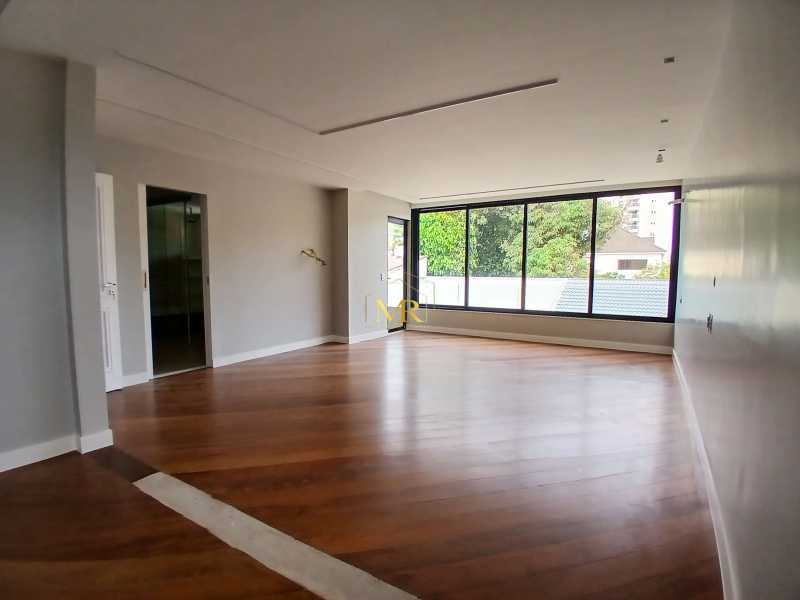 Conheça 16 do imóvel - Casa em Condomínio à Venda - 6 Dormitórios (5 Suítes) - Barra da Tijuca - 560 m² Em Reforma com Piscina, Área Gourmet com Proximidade ao Posto 5 - M65598 - 16 16 - 16