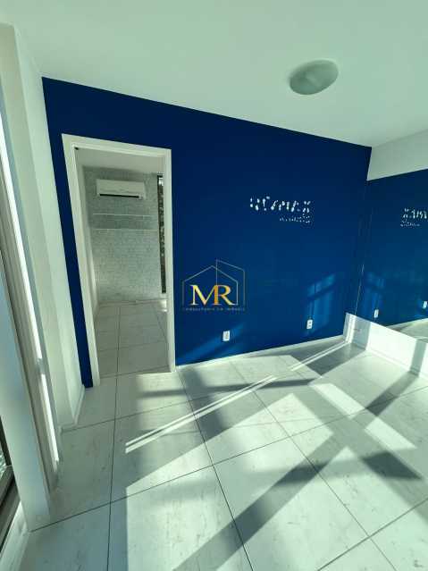 90d1ea43-f5bd-4474-a093-681557 - 4