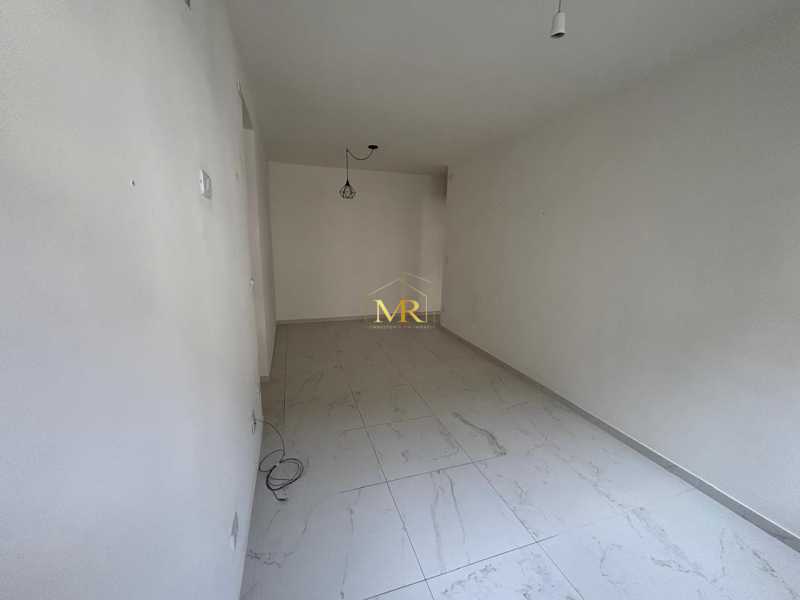 4d1bb777-4acb-4585-b841-a74b7e - 1