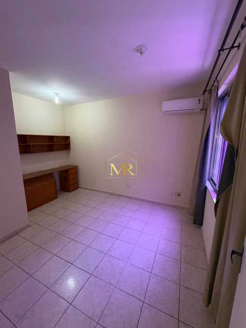 e95cd992-72df-4db2-818d-88851e - 25