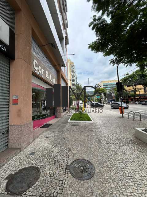 8d7877b0-f8f9-45e7-900e-8f6060 - 4