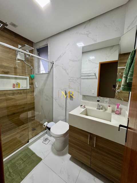d9efb085-9742-4b2b-b627-0f7fc2 - 14