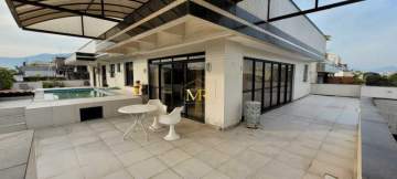 Cobertura Linear à Venda – 6 Dormitórios (4 Suítes) – Recreio dos Bandeirantes – 389 m² com Piscina e Varandão com Vista Livre - DM119 Cobertura Linear à Venda – 6 Dormitórios (4 Suítes) – Recreio dos Bandeirantes – 389 m² com Piscina e Varandão com Vista Livre - DM119