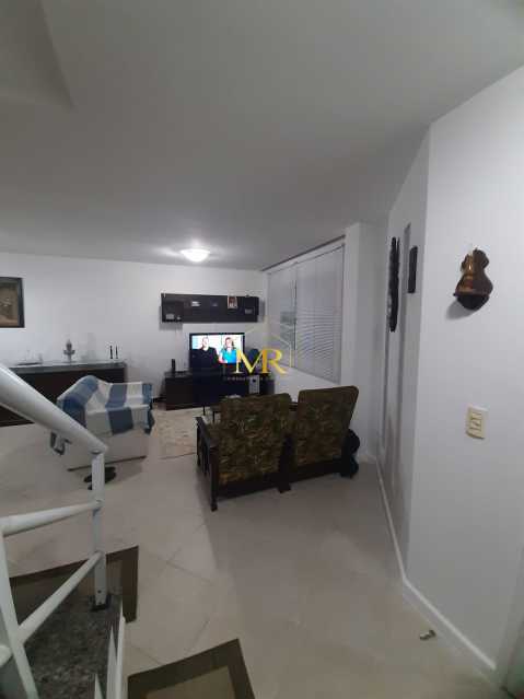 0cb1bb7d-7b1f-4c3e-95a7-3699d1 - 3