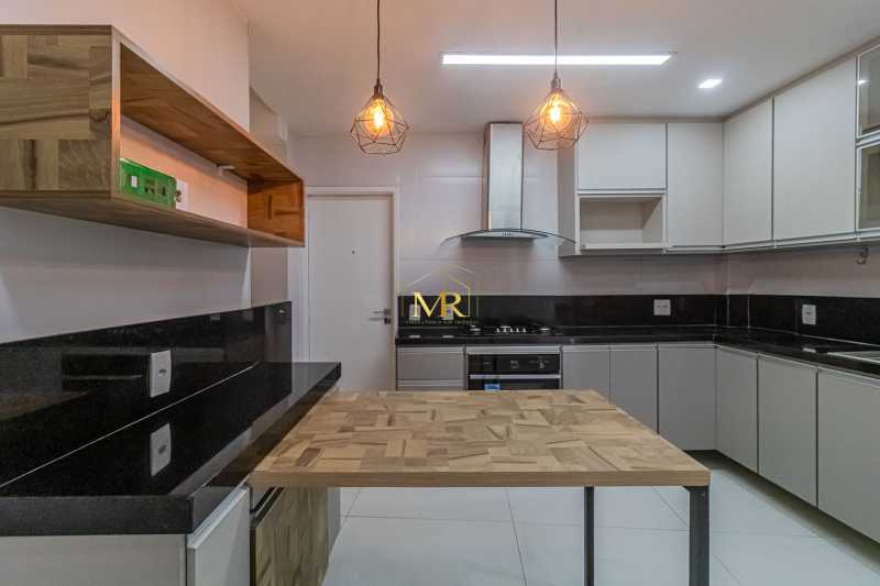 Conheça IMG_5410 do imóvel - Apartamento à Venda – 3 Dormitórios (1 Suíte) – Ipanema – 112 m² com Acabamento de Alto Padrão e Varanda - DM139 - 17 IMG_5410 - 17