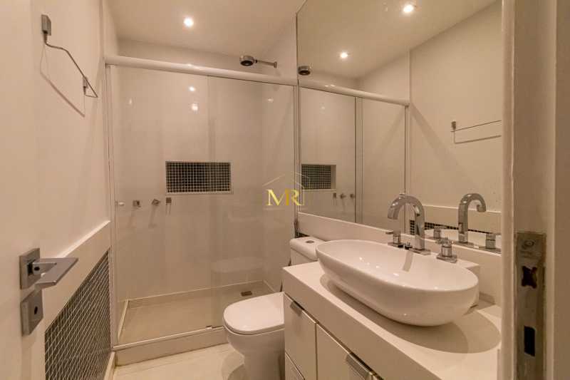 Conheça IMG_5432 do imóvel - Apartamento à Venda – 3 Dormitórios (1 Suíte) – Ipanema – 112 m² com Acabamento de Alto Padrão e Varanda - DM139 - 29 IMG_5432 - 29