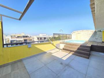 Cobertura Duplex à Venda – 3 Dormitórios (2 Suítes) – Recreio dos Bandeirantes – 255 m² com Vista Livre a 100 m da Praia - DM157