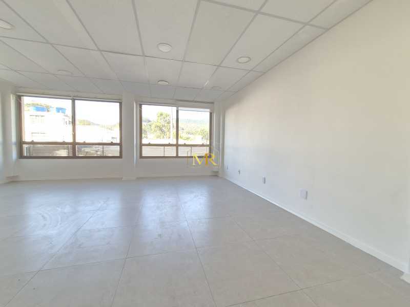 Conheça sala do imóvel - Sala Comercial à Venda - 23,81 m² - Freguesia (Jacarepaguá) - Condomínio Ideale Offices - 1 Vaga - Sol da Manhã e Vista Livre - DM183 - 1 sala - 1