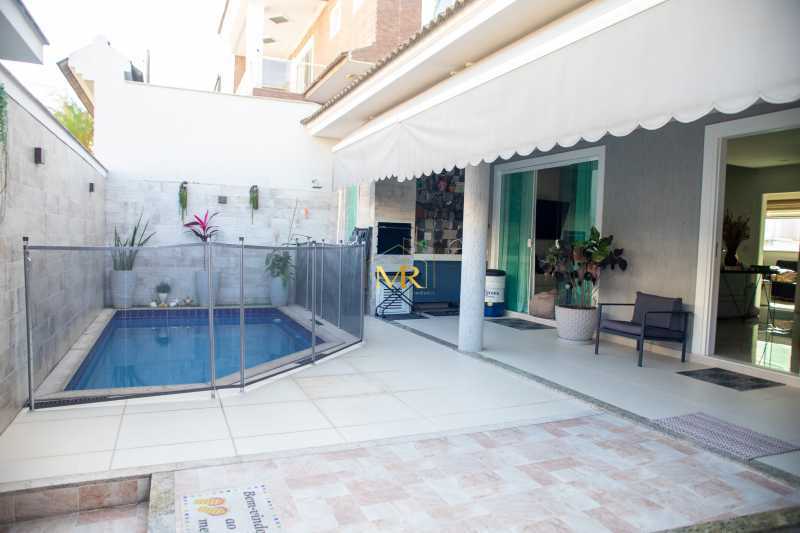 Conheça CASA 5 do imóvel - Casa Triplex à Venda em Condomínio – 4 Dormitórios (3 suítes) – Pechincha – 315 m² com Piscina, Sauna e Espaço Gourmet - G06 - 3 CASA 5 - 3