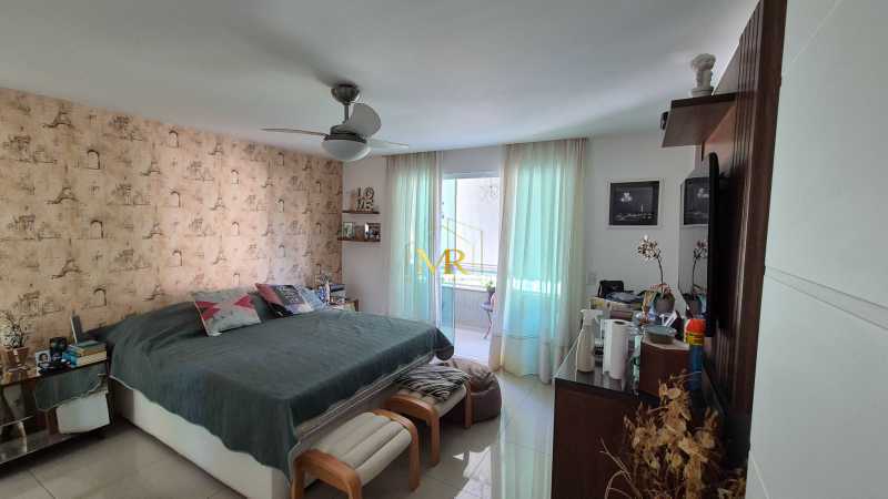 Conheça CASA 35 do imóvel - Casa Triplex à Venda em Condomínio – 4 Dormitórios (3 suítes) – Pechincha – 315 m² com Piscina, Sauna e Espaço Gourmet - G06 - 16 CASA 35 - 16