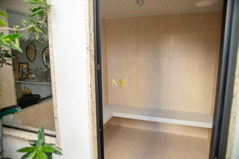 Conheça CASA 64 do imóvel - Casa Triplex à Venda em Condomínio – 4 Dormitórios (3 suítes) – Pechincha – 315 m² com Piscina, Sauna e Espaço Gourmet - G06 - 27 CASA 64 - 27