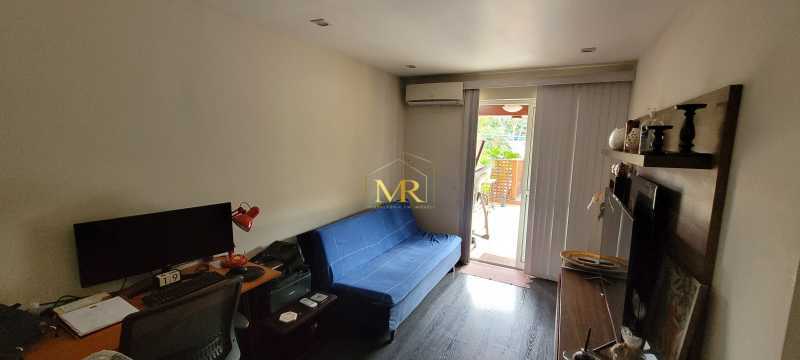 Conheça 20230619_131048 do imóvel - Casa Duplex à Venda – 4 dormitórios (1 suíte) – Freguesia (Jacarepaguá) – 189 m² no Condomínio Jardins de Flores com Quintal, Churrasqueira e Espaço para Piscina - DM184 - 22 20230619_131048 - 22