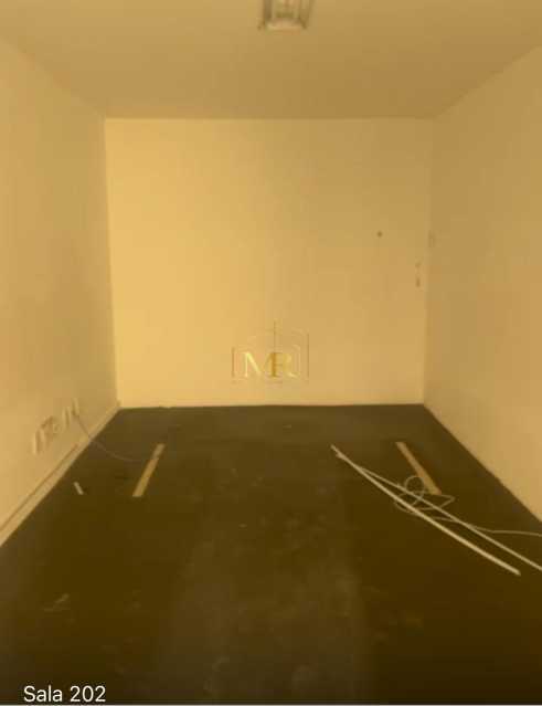 Conheça WhatsApp Image 2025-10-22 at 2 do imóvel - Sala Comercial para Locação – Barra da Tijuca – 123 m² com Ar-Condicionado e 4 Vagas - R009 - 4 WhatsApp Image 2025-10-22 at 2 - 4