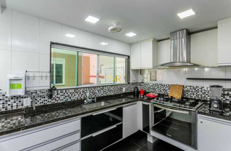 Conheça 8 do imóvel - Casa em Condomínio para Locação - 4 Suítes - Recreio dos Bandeirantes - 288 m² com Piscina Privativa, Churrasqueira e 2 Vagas de Garagem - G09 - 8 8 - 8