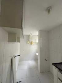 Apartamento à Venda - 2 Dormitórios - Taquara - 50 m² com Varanda, Área de Serviço e 1 Vaga de Garagem - G11
