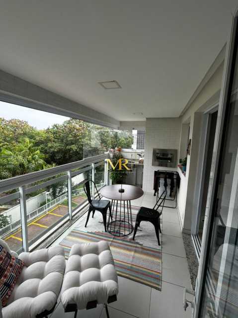 Conheça 21 do imóvel - Apartamento à Venda - 2 Dormitórios (2 Suítes) - Barra da Tijuca - 82 m² com Varanda Gourmet e Churrasqueira - Imóvel de Leilão - M002 - 21 21 - 21