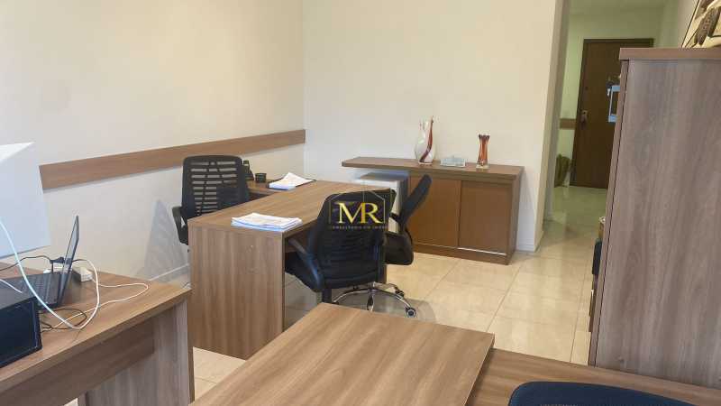 Conheça 21 do imóvel - Sala Comercial à Venda - Barra da Tijuca - 34 m² com Ar-Condicionado e Armários no Barra Plaza - I02 - 21 21 - 21