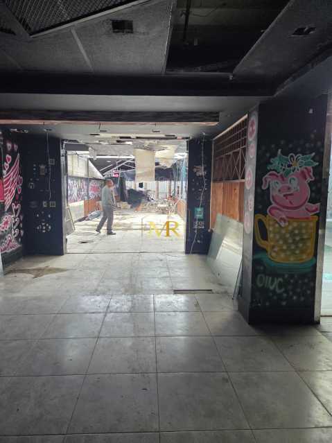 Conheça 18 do imóvel - Loja Comercial para Locação - Freguesia (Jacarepaguá) - 400 m² com Frente para a Rua e Espaço Amplo - R017 - 18 18 - 18