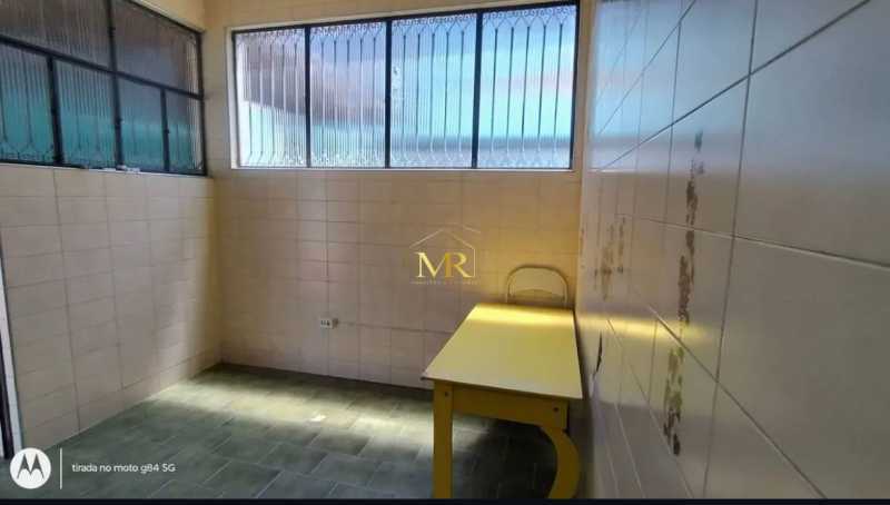 Conheça 16 do imóvel - Casa de Rua à Venda - 4 Dormitórios - Taquara - 230 m² com Piscina, Churrasqueira e 4 Vagas - R019 - 16 16 - 16