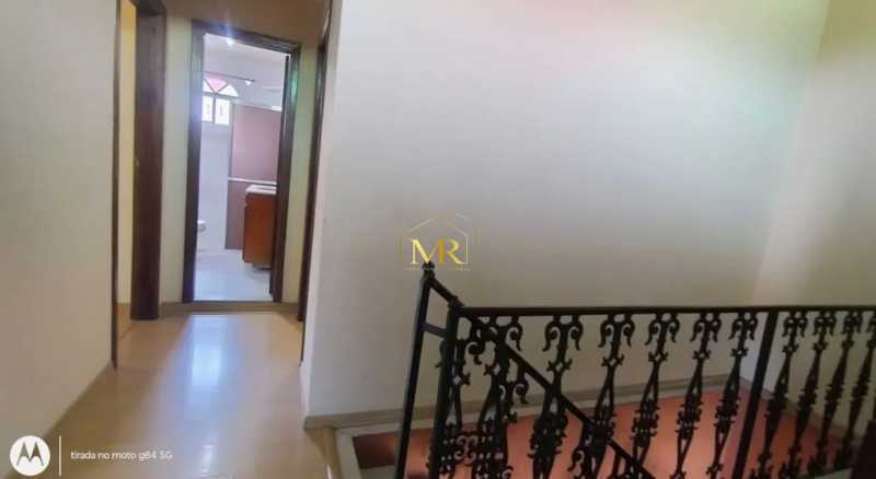 Conheça 25 do imóvel - Casa de Rua à Venda - 4 Dormitórios - Taquara - 230 m² com Piscina, Churrasqueira e 4 Vagas - R019 - 25 25 - 25