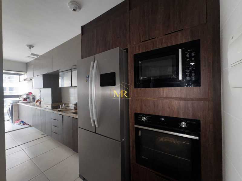 Conheça 11 do imóvel - Apartamento à Venda - 3 Dormitórios (1 Suíte) - Barra da Tijuca - 82 m² com Varanda, Mobiliado e Vista Livre - R023 - 11 11 - 11