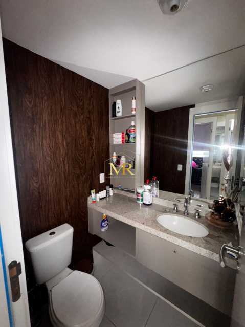 Conheça 15 do imóvel - Apartamento à Venda - 3 Dormitórios (1 Suíte) - Barra da Tijuca - 82 m² com Varanda, Mobiliado e Vista Livre - R023 - 15 15 - 15